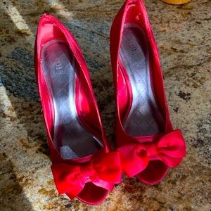 Red Bow Heels 👠